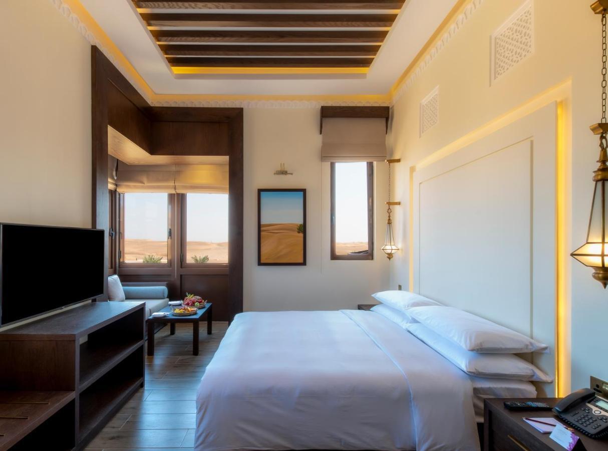 ホテル Al Badayer Retreat By Sharjah Collection Margham エクステリア 写真 A guest room at the Al Maha Desert Resort