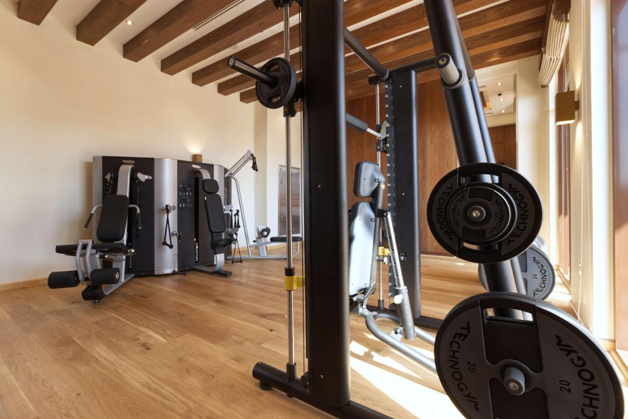 ホテル Al Badayer Retreat By Sharjah Collection Margham エクステリア 写真 A gym