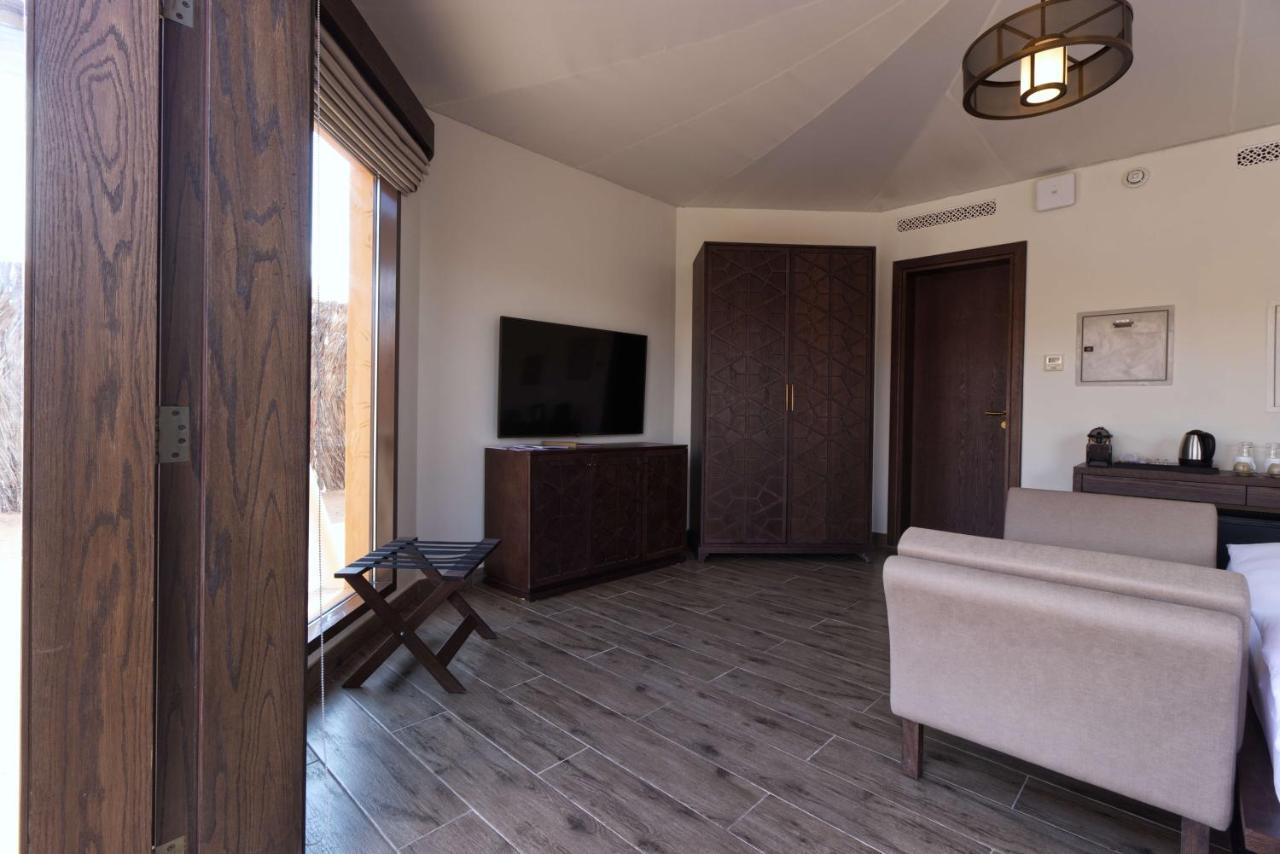 ホテル Al Badayer Retreat By Sharjah Collection Margham エクステリア 写真 A bedroom at the hotel